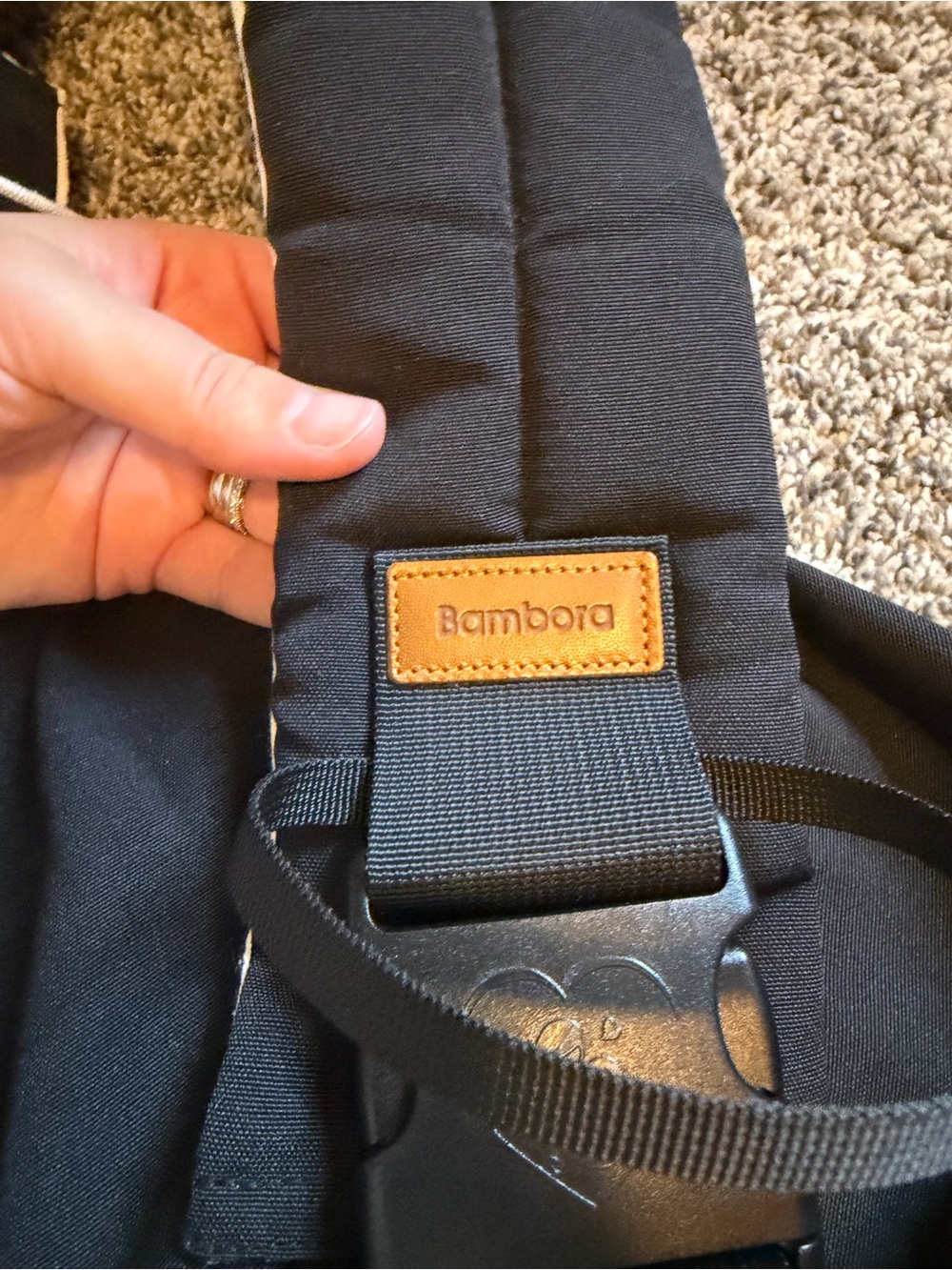 Crossbody toddler hip